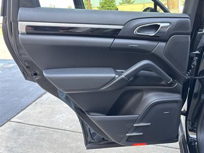 2014 Porsche Cayenne   - Photo 33 - Sacramento, CA 95826