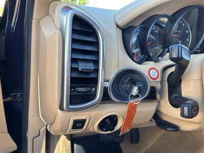 2012 Porsche Cayenne Tiptronic   - Photo 43 - Sacramento, CA 95826