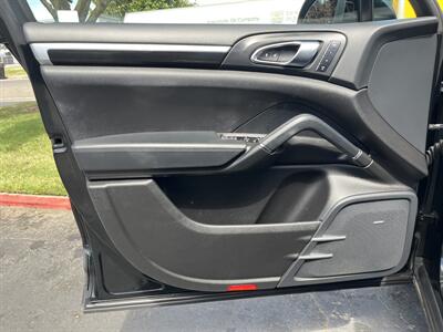 2013 Porsche Cayenne   - Photo 26 - Sacramento, CA 95826