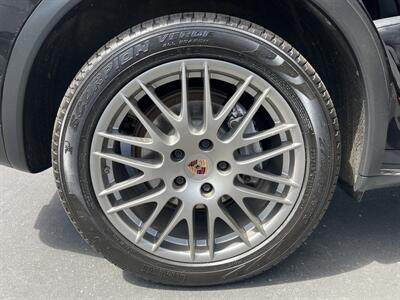 2013 Porsche Cayenne   - Photo 17 - Sacramento, CA 95826