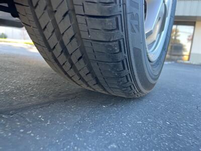 2010 Toyota Prius III   - Photo 19 - Sacramento, CA 95826