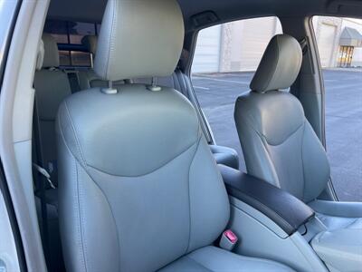 2010 Toyota Prius III   - Photo 36 - Sacramento, CA 95826