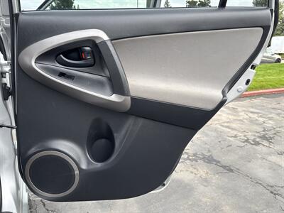 2008 Toyota RAV4 Limited   - Photo 34 - Sacramento, CA 95826