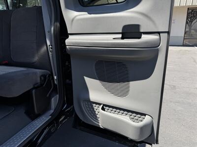 2002 Ford F-250 XLT   - Photo 25 - Sacramento, CA 95826