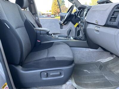 2006 Toyota 4Runner SR5 - Photo 36 - Sacramento, CA 95826