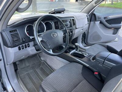 2006 Toyota 4Runner SR5 - Photo 23 - Sacramento, CA 95826