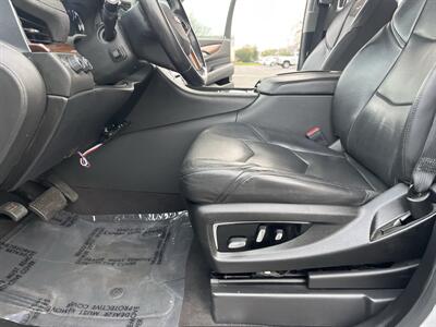 2020 Cadillac Escalade ESV Luxury   - Photo 24 - Sacramento, CA 95826