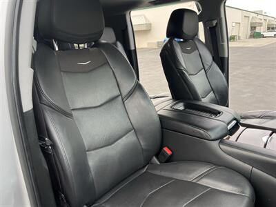 2020 Cadillac Escalade ESV Luxury   - Photo 40 - Sacramento, CA 95826