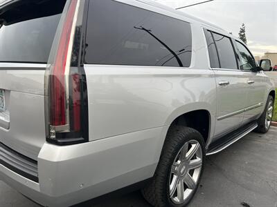 2020 Cadillac Escalade ESV Luxury   - Photo 12 - Sacramento, CA 95826