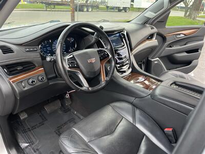 2020 Cadillac Escalade ESV Luxury   - Photo 23 - Sacramento, CA 95826