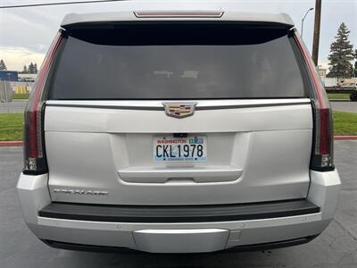 2020 Cadillac Escalade ESV Luxury   - Photo 11 - Sacramento, CA 95826