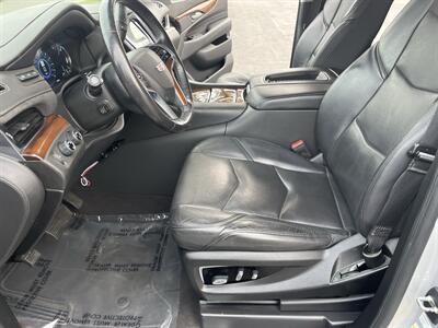 2020 Cadillac Escalade ESV Luxury   - Photo 25 - Sacramento, CA 95826