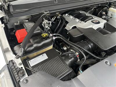 2020 Cadillac Escalade ESV Luxury   - Photo 43 - Sacramento, CA 95826