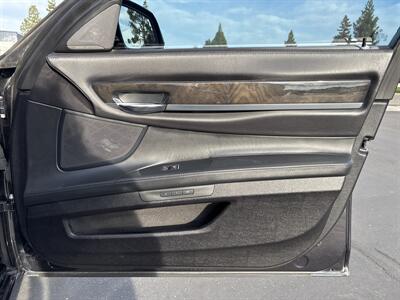 2015 BMW 750i   - Photo 40 - Sacramento, CA 95826