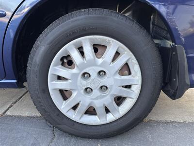 2005 Honda Civic LX   - Photo 19 - Sacramento, CA 95826