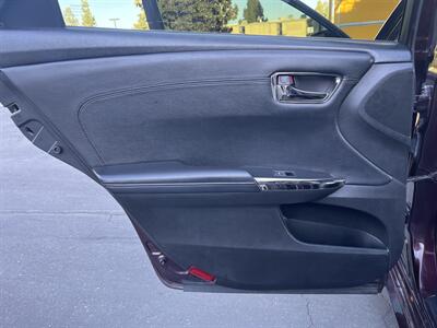 2013 Toyota Avalon XLE   - Photo 31 - Sacramento, CA 95826