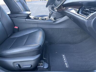 2013 Toyota Avalon XLE   - Photo 38 - Sacramento, CA 95826