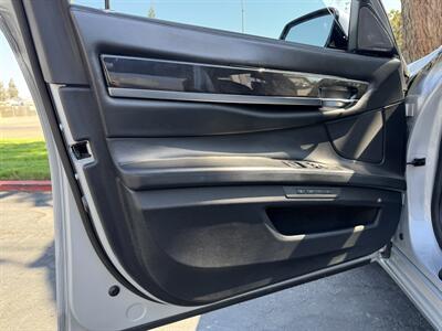 2015 BMW 750i   - Photo 27 - Sacramento, CA 95826