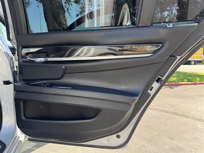 2015 BMW 750i   - Photo 37 - Sacramento, CA 95826