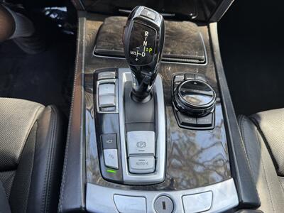 2015 BMW 750i   - Photo 44 - Sacramento, CA 95826