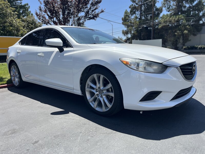 2014-Mazda-Mazda6-JM1GJ1T66E1122784