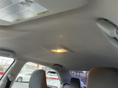 2017 Toyota Corolla SE - Photo 26 - Sacramento, CA 95826