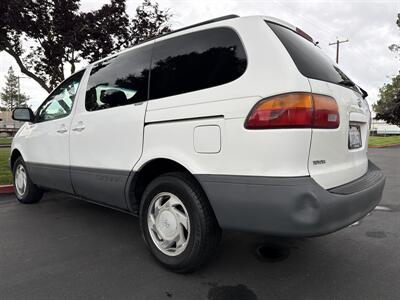 1998 Toyota Sienna LE   - Photo 14 - Sacramento, CA 95826