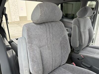 1998 Toyota Sienna LE   - Photo 43 - Sacramento, CA 95826