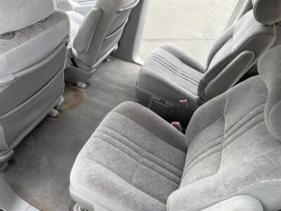 1998 Toyota Sienna LE   - Photo 37 - Sacramento, CA 95826