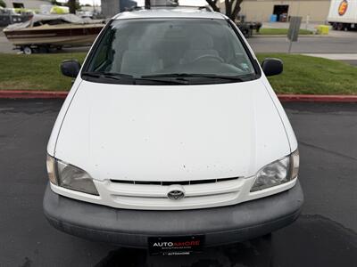 1998 Toyota Sienna LE   - Photo 4 - Sacramento, CA 95826