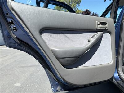 1996 Toyota Camry LE   - Photo 31 - Sacramento, CA 95826