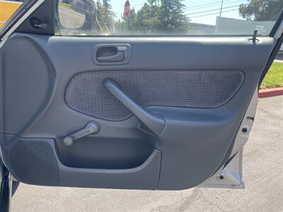 2000 Honda Civic VP   - Photo 39 - Sacramento, CA 95826