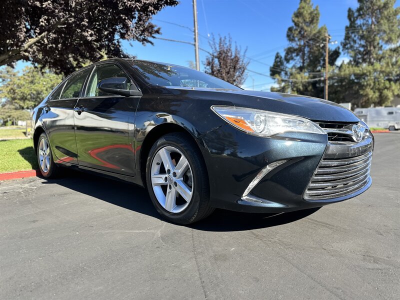 2015-Toyota-Camry-4T4BF1FKXFR446181