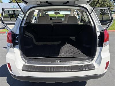 2014 Subaru Outback 3.6R Limited   - Photo 24 - Sacramento, CA 95826