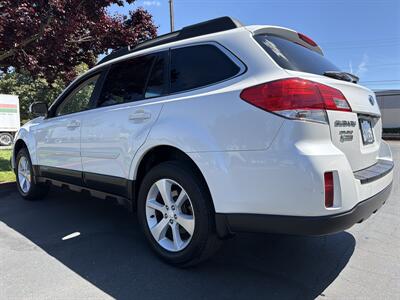 2014 Subaru Outback 3.6R Limited   - Photo 7 - Sacramento, CA 95826