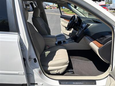2014 Subaru Outback 3.6R Limited   - Photo 29 - Sacramento, CA 95826