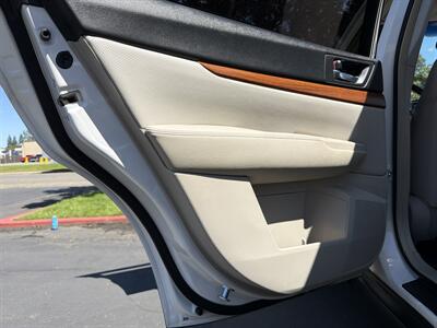 2014 Subaru Outback 3.6R Limited   - Photo 21 - Sacramento, CA 95826