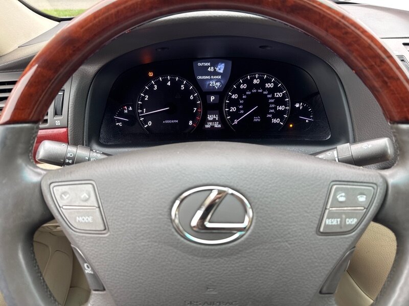 2012 Lexus LS Base photo 41