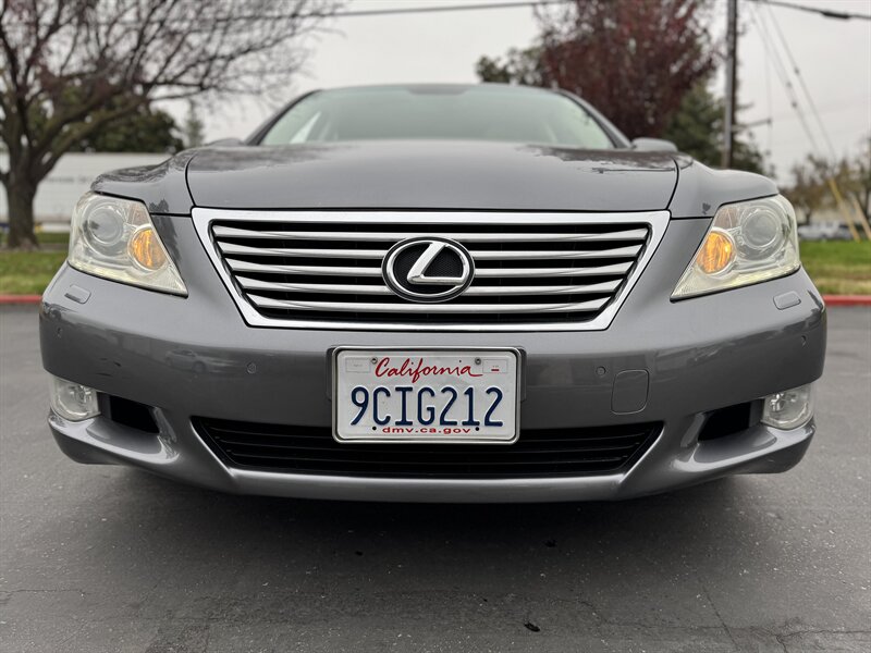 2012 Lexus LS Base photo 5