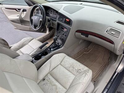 2004 Volvo V70 2.5T   - Photo 12 - Sacramento, CA 95826