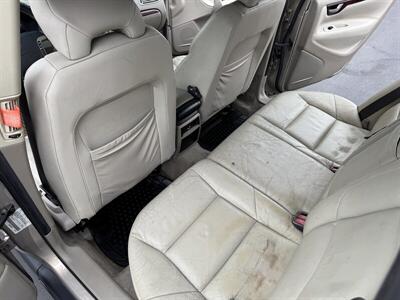 2004 Volvo V70 2.5T   - Photo 20 - Sacramento, CA 95826