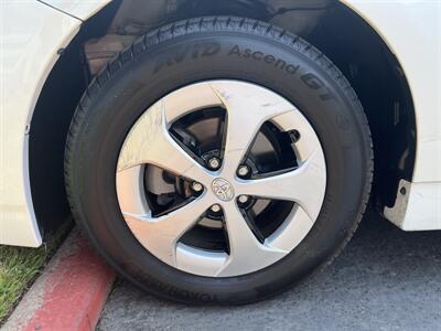 2015 Toyota Prius Three   - Photo 31 - Sacramento, CA 95826