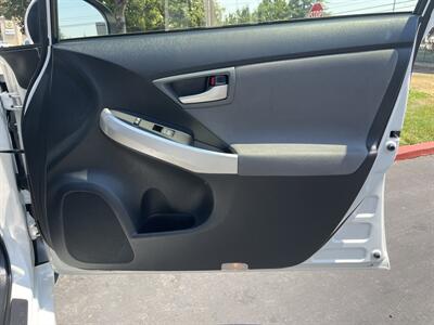 2015 Toyota Prius Three   - Photo 47 - Sacramento, CA 95826