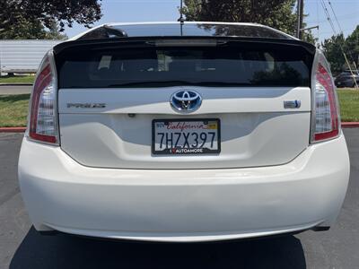 2015 Toyota Prius Three   - Photo 10 - Sacramento, CA 95826