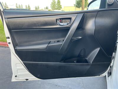 2018 Toyota Corolla XLE   - Photo 27 - Sacramento, CA 95826