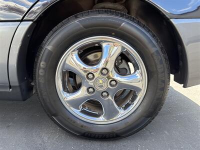 1998 Lexus ES   - Photo 19 - Sacramento, CA 95826