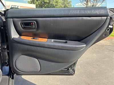1998 Lexus ES   - Photo 33 - Sacramento, CA 95826