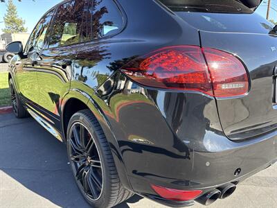 2013 Porsche Cayenne GTS   - Photo 8 - Sacramento, CA 95826