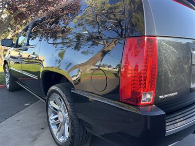 2013 Cadillac Escalade ESV Platinum Edition - Photo 10 - Sacramento, CA 95826