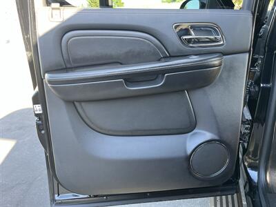 2013 Cadillac Escalade ESV Platinum Edition - Photo 35 - Sacramento, CA 95826